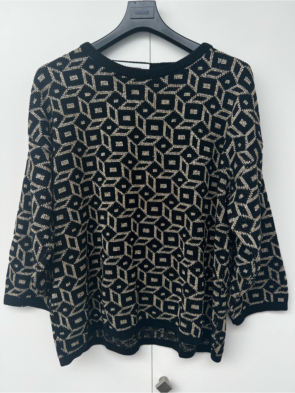 VINTAGE | Geometric Patterned Black and Metallic Gold Knit Sweater